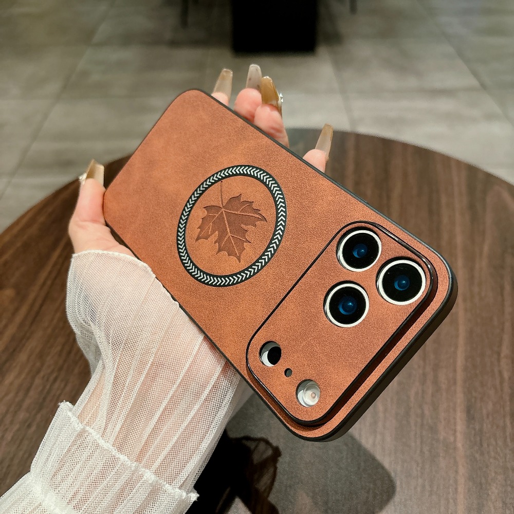 Camera Leather Case - Магнитный кожаный чехол для iPhone 17