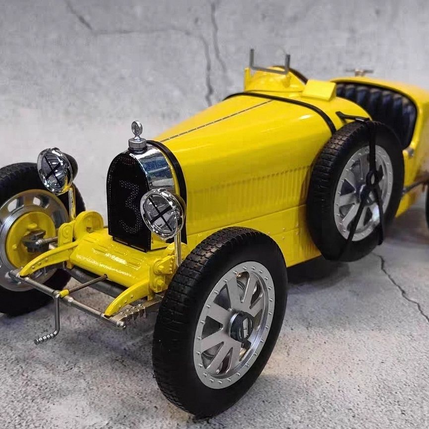 Vintage Collectibles - Коллекционная модель автомобиля NOREV 1/12 Bugatti